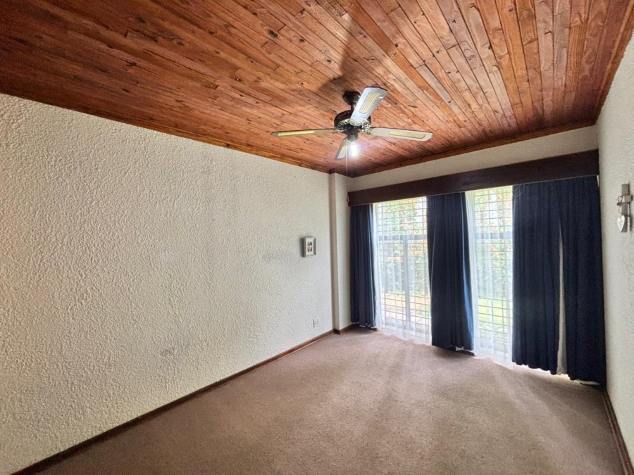 4 Bedroom Property for Sale in Van Der Hoff Park North West